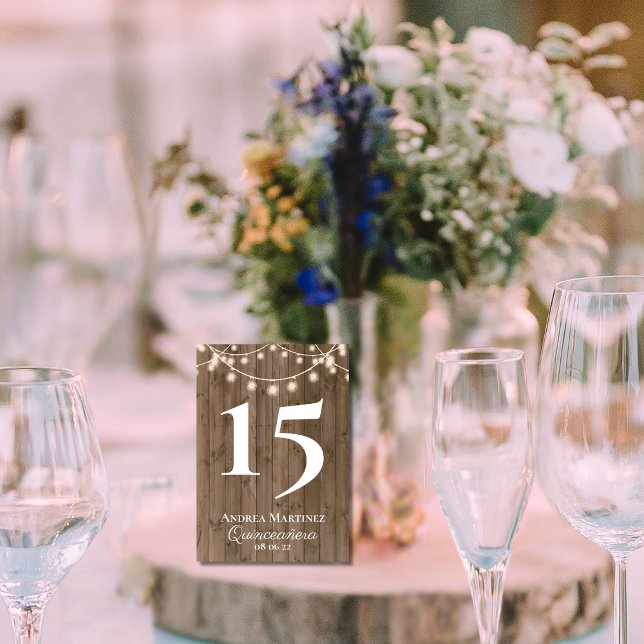 Numeração De Mesa Rustic Wood Planks String of Lights Quinceañera (Criador carregado)