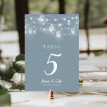 Numeração De Mesa Rústica String Luz Números De Mesa De Casamento<br><div class="desc">Cartões de números de tabela de casamento impressos com um modelo DIY simples para personalização. Este design de chico rústico apresenta cadeias de luzes brilhantes de cordas e frascos de pedras em um fundo azul empoeirado. Personalize cada número de tabela de que você precisa e adicione cada um ao seu...</div>