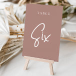 Numeração De Mesa Terracotta - Mesa Scripted SX<br><div class="desc">Cartões simples e chicos de números de mesas na Terra Terracotta e Branco fazem uma declaração elegante no seu casamento ou evento. Design apresenta "mesa [number]" em uma combinação de olhares de serif clássica e de caracteres de script manuscritos. Design repete-se de ambos os lados. Cartões numerados individualmente vendidos separadamente;...</div>