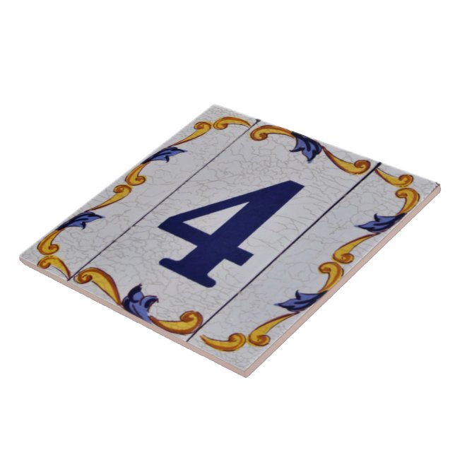 Número 4. (Lateral)