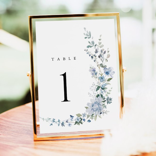 Números de Mesa para Casamento Floral de Flor Silv (Dusty Blue Wildflower Wedding Table Numbers, Blue Floral Reception Table Sign in Gold Frame Decor)
