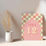 Números de tabela de Casamentos vintage retrorrefl<br><div class="desc">Este ousado sinal de número da mesa de casamento abraça um tema de entalhe dos anos 70, com florais vibrantes e um padrão retrô cor-de-rosa coral. Perfeito para casais que amam o encanto vintage com uma torção moderna. Ideal para casamentos de verão, inspirados no retrô, ou boho, este convite captura...</div>