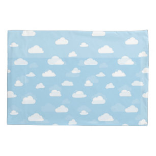 Nuvens brancas dos desenhos animados no teste