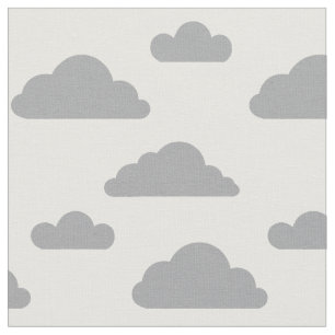 Nuvens cinzas em tecido branco por Nicole Janes