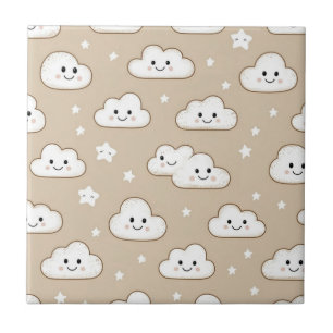 Nuvens e Estrelas Sorridentes Kawaii em Bege