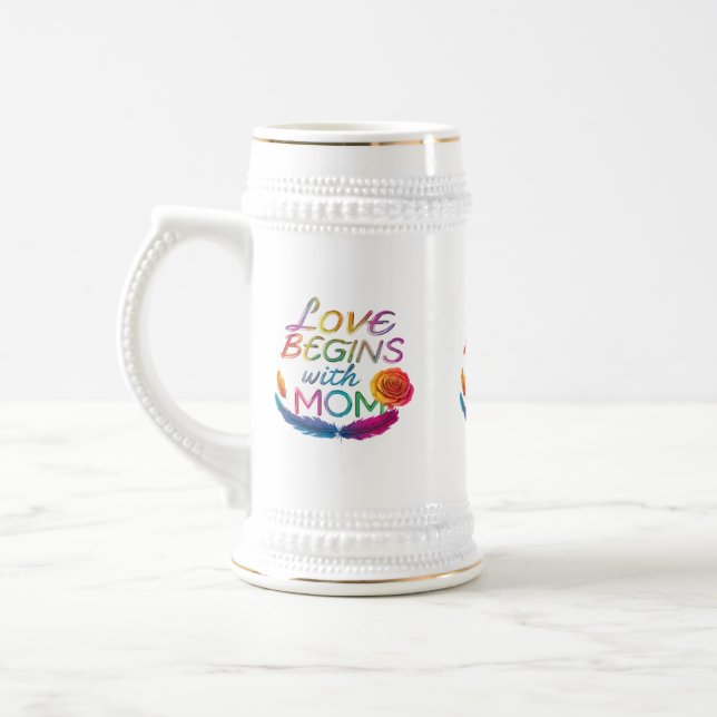 O amor começa com a mãe" - Caneca de cerveja de 22 (Esquerda)