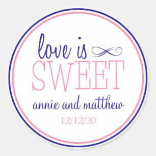 O amor é etiquetas doces (azuis marinhos/rosa)