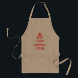 O avental engraçado para homens | mantem a calma e<br><div class="desc">O avental engraçado do CHURRASCO para homens ou as mulheres | mantêm a calma e beijam o modelo customizável do cozinheiro |. Mantenha a paródia calma. Ideia bonito do presente para pais no dia dos pais.</div>