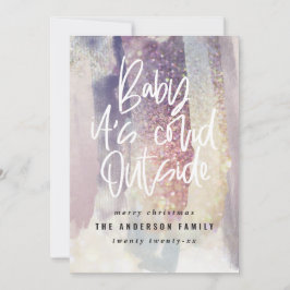 O bebê de classe brilhante está enevoado fora do N