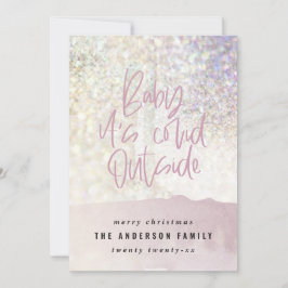 O bebê de classe brilhante está enevoado fora do N