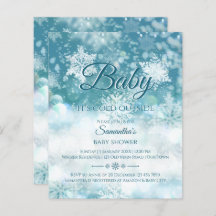 O bebê do inverno está frio fora do chá de fraldas