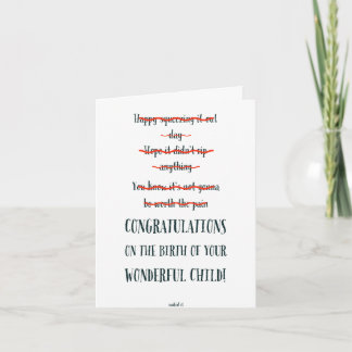 O bebê novo engraçado "pregou-o" cartão