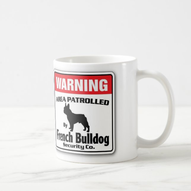 O buldogue francês patrulhou a caneca de café (Direita)