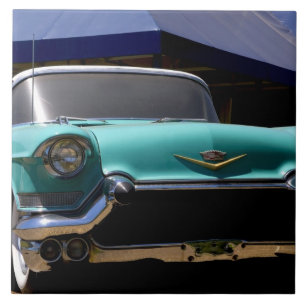 O Cadillac conversível verde de Elvis Presley em