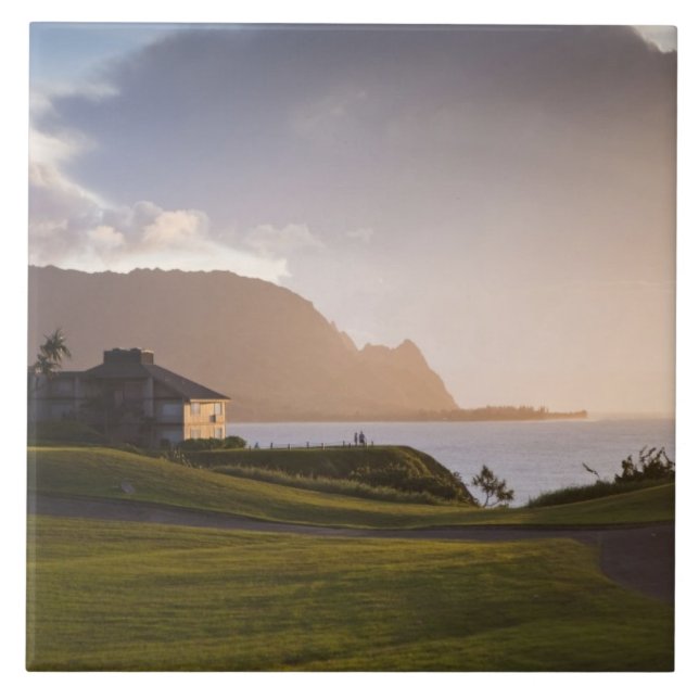 O campo de golfe Makai em Princeville (Frente)
