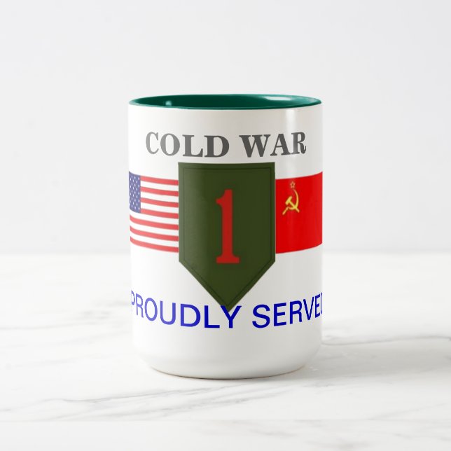 ø CANECA da GUERRA FRIA de DIVISÃO de INFANTARIA (Centro)