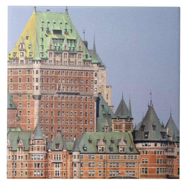 O Chateau Frontenac na cidade de Quebec, Canadá. (Frente)