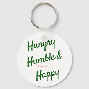 O chaveiro feliz humilde com fome