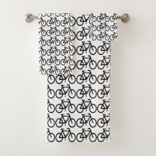 O ciclismo preto e branco ostenta toalhas de banho