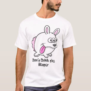 O coelho louco do mutante "não bebe camisa da