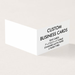 O costume personalizou cartões de visitas dobrados