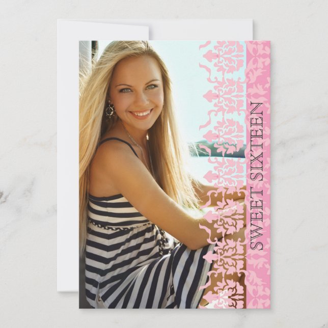 O damasco vê completamente o convite da foto (Frente)