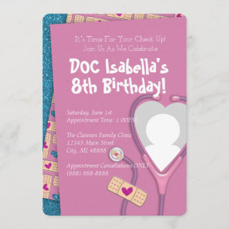 O Doc está no convite do aniversário