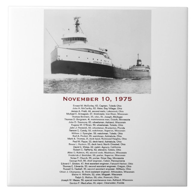 O Edmund Fitzgerald com Nomes da Tripulação (Frente)