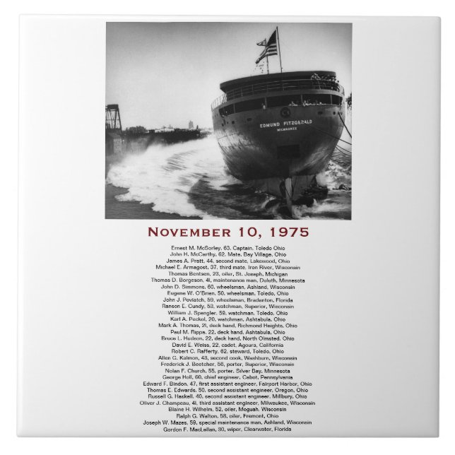 O Edmund Fitzgerald com Nomes da Tripulação (Frente)
