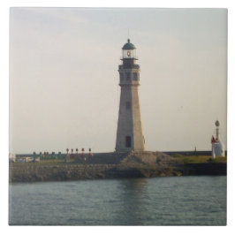 O Farol do Erie Basin Marina
