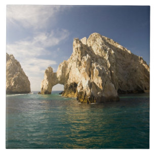 O fim da terra, o arco próximo a Cabo San Lucas, B