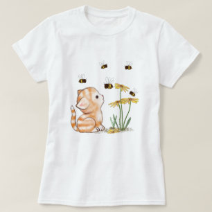 O gatinho bonito do gato floresce camisas de T