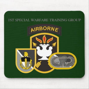 ø GRUPO de FORMAÇÃO MOUSEPAD da GUERRA ESPECIAL