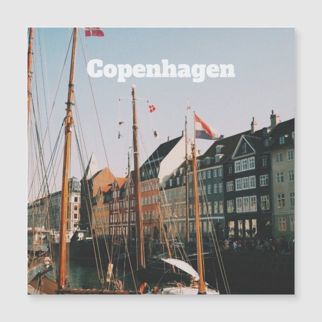 O icônico Nyhavn, Copenhague, Dinamarca (Frente)