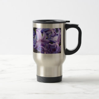 O jacinto floresce a caneca de viagem