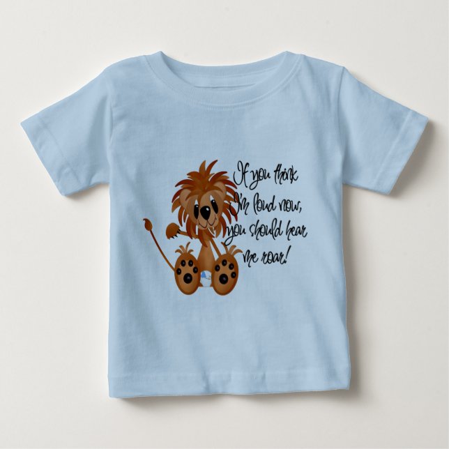 O leão do bebê ouve-me rujir o camiseta e os (Frente)