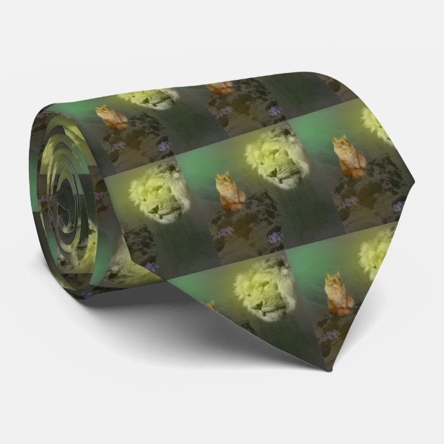 O Leão E O Gato, Gravata No Pescoço (Rolled)