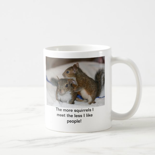 O mais squirrels menos pessoas da caneca (Direita)