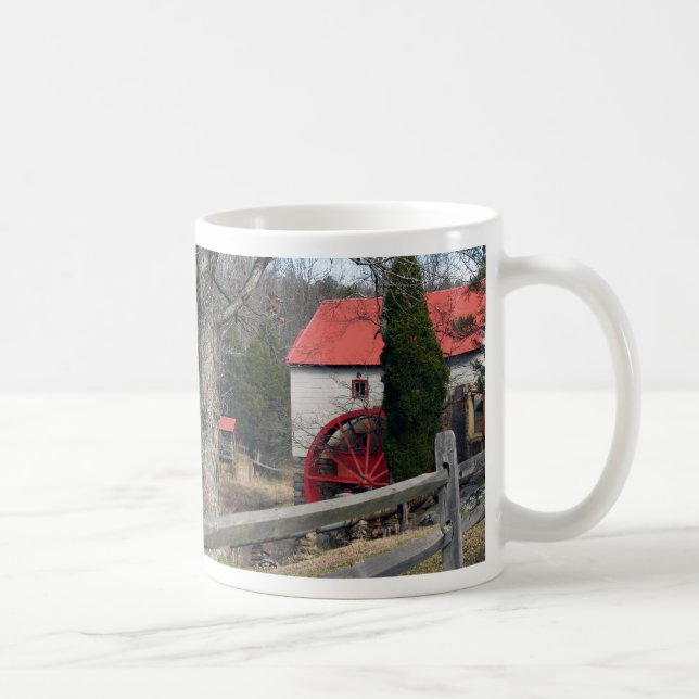 O moinho velho na caneca de café de Guilford (Direita)