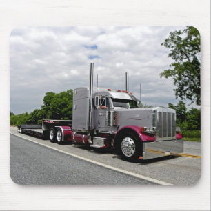 O Peterbilt 379 Mousepad de um Horning