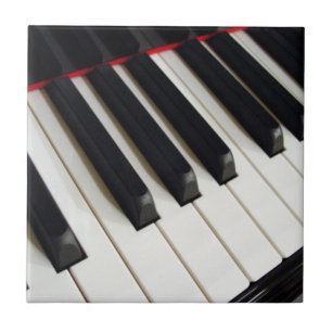 O piano fecha a fotografia