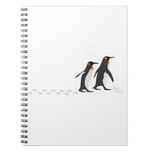 O pinguim imprime o caderno grande
