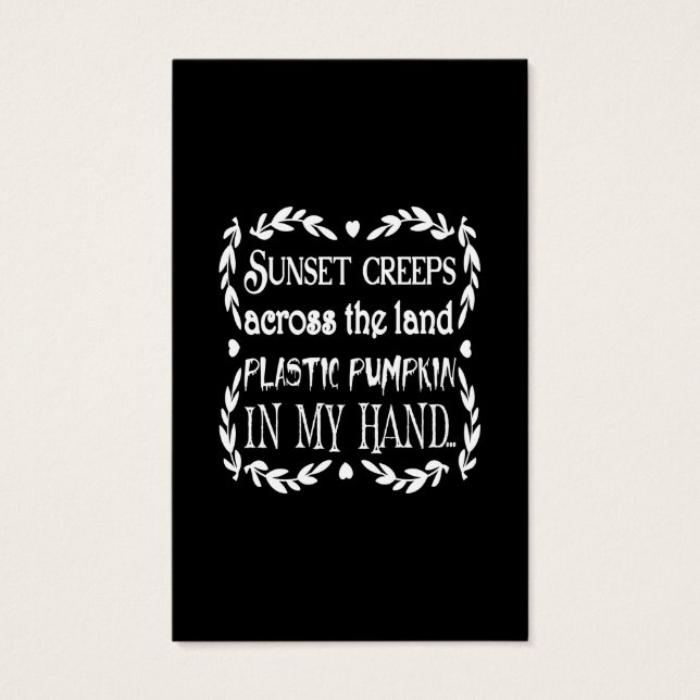 o pôr do sol atravessa a terra, a abóbora de plást (Frente)