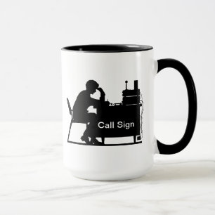 O presunto masculino Silhoutte na caneca do