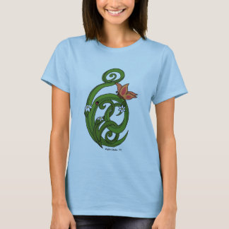 O primavera floresce a camisa das mulheres