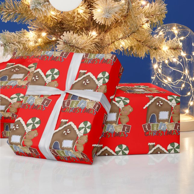 O primeiro papel de embrulho de Natal do bebê (Feriados)