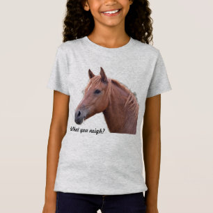 O que você está perto? Camisa do touro de cavalos 