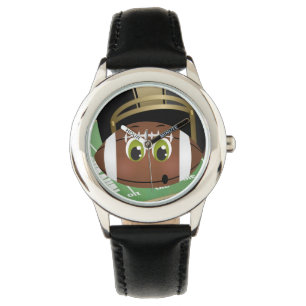 O relógio de aço inoxidável do garoto de futebol