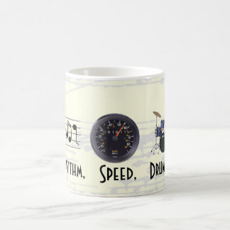 O ritmo, velocidade, rufa a caneca