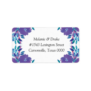 O roxo floresce a etiqueta de endereço pintado à